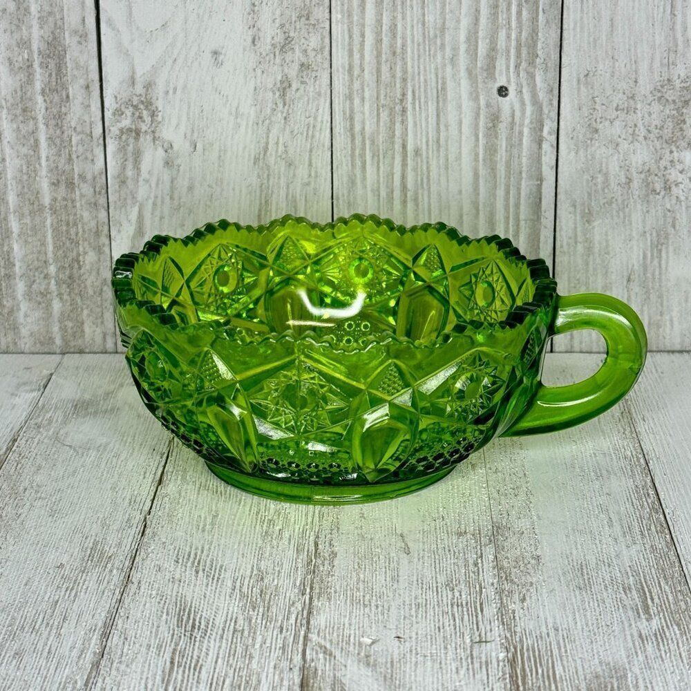 Vintage L.E. Smith Heritage Quintec Green Depression Glass Bowl with Finger Hand
